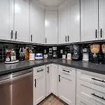 Frozen Fantasy By Oc Adventure Homes Holiday home Garden Grove