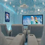 Frozen Fantasy By Oc Adventure Homes
