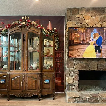 Frozen Fantasy By Oc Adventure Homes * Garden Grove